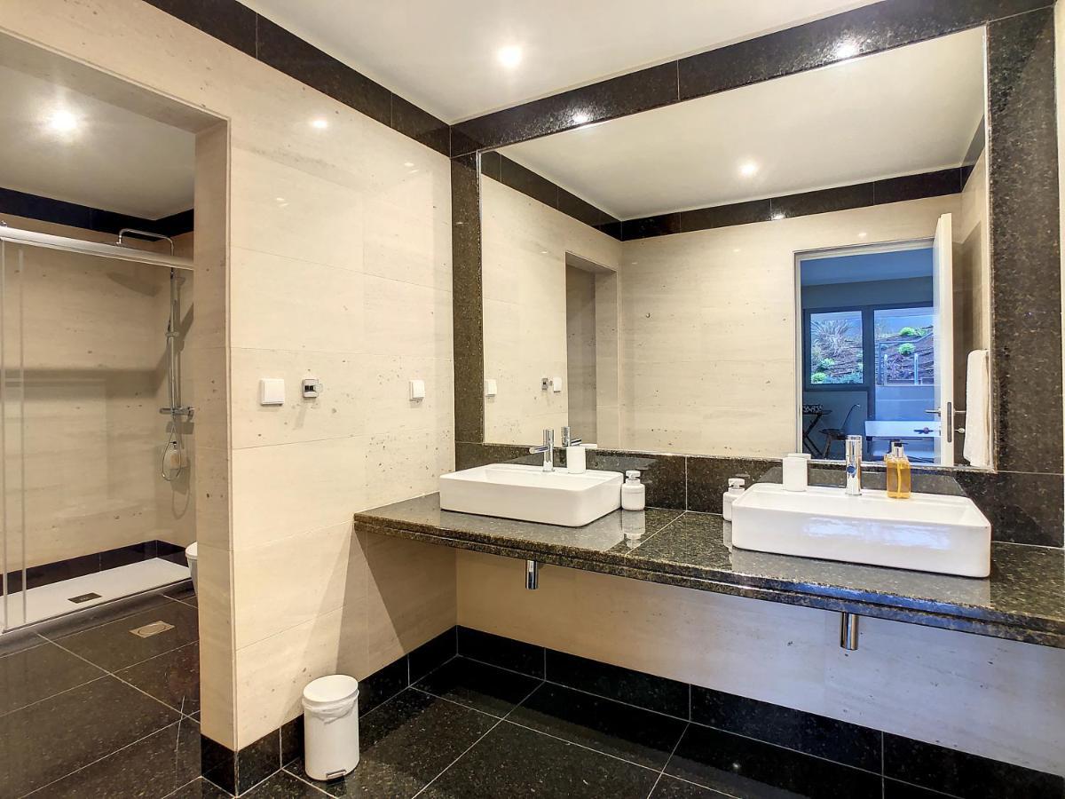 Over The Cliff Apartment By Lovelystay Funchal  Extérieur photo